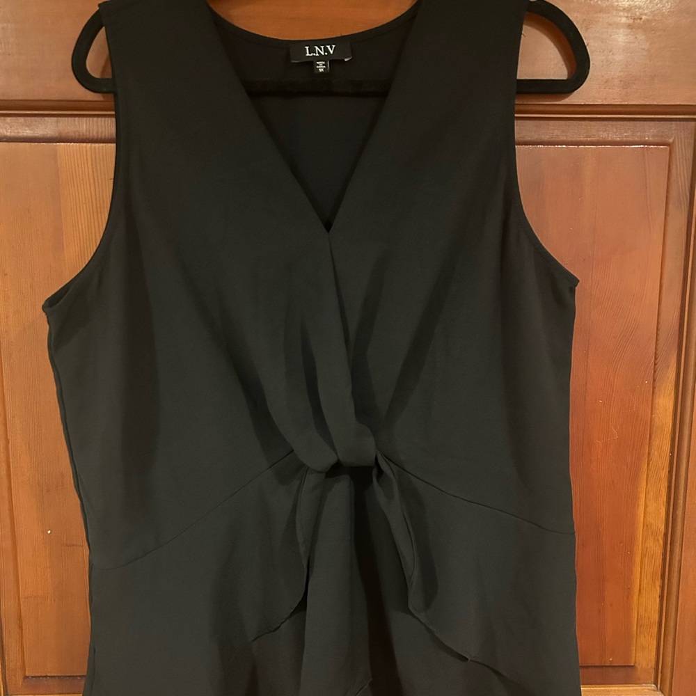 5/$20 L.N.V Blouse